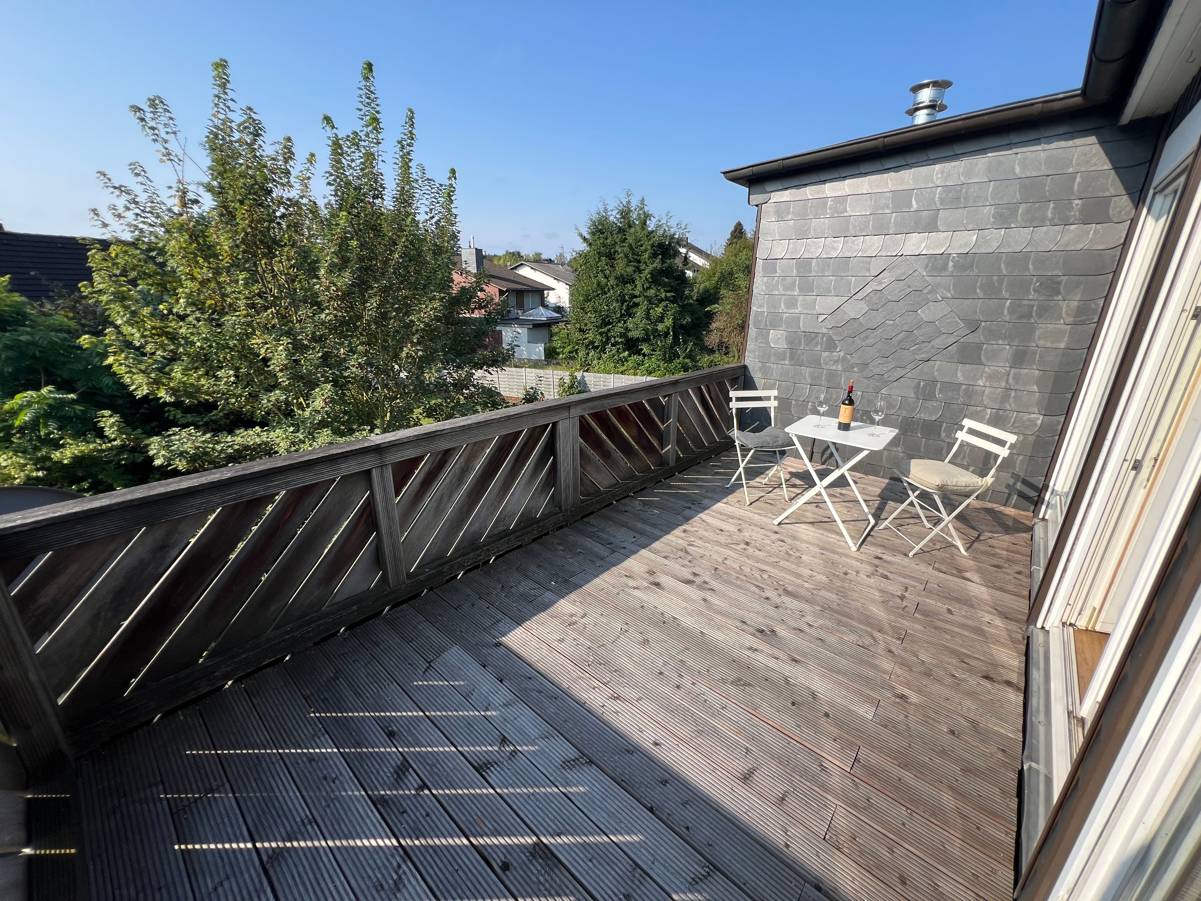  Beautiful House With Sunny Roof Terrace On The Outskirts Of Cologne. Excellent Connections To Cologn  -  Beautiful house with sunny roof terrace on the outskirts of Cologne. Excellent connections to Cologne city centre & trade fair.  - Gallery -  36
