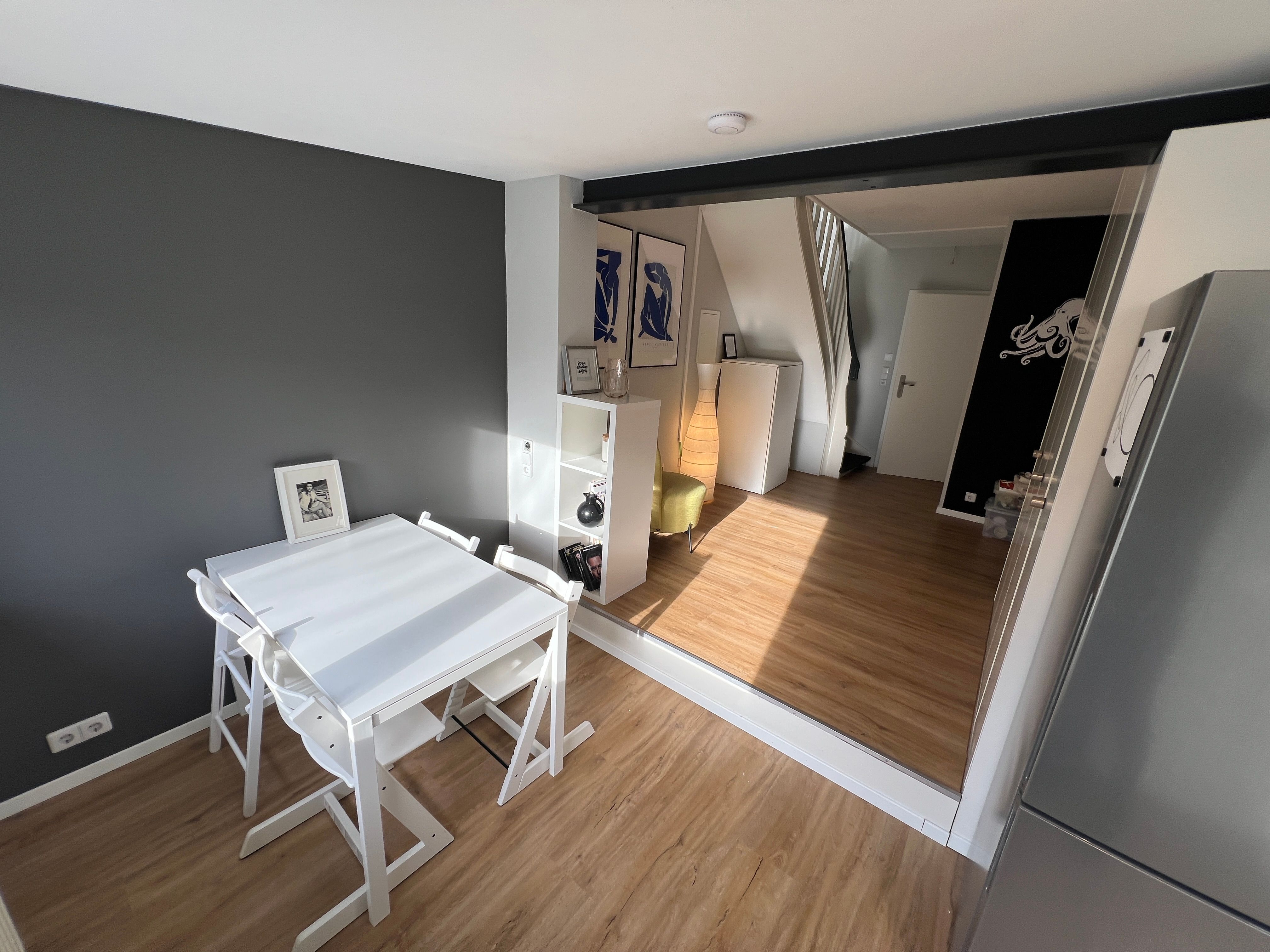  Beautiful House With Sunny Roof Terrace On The Outskirts Of Cologne. Excellent Connections To Cologn  -  Beautiful house with sunny roof terrace on the outskirts of Cologne. Excellent connections to Cologne city centre & trade fair.  - Gallery -  54