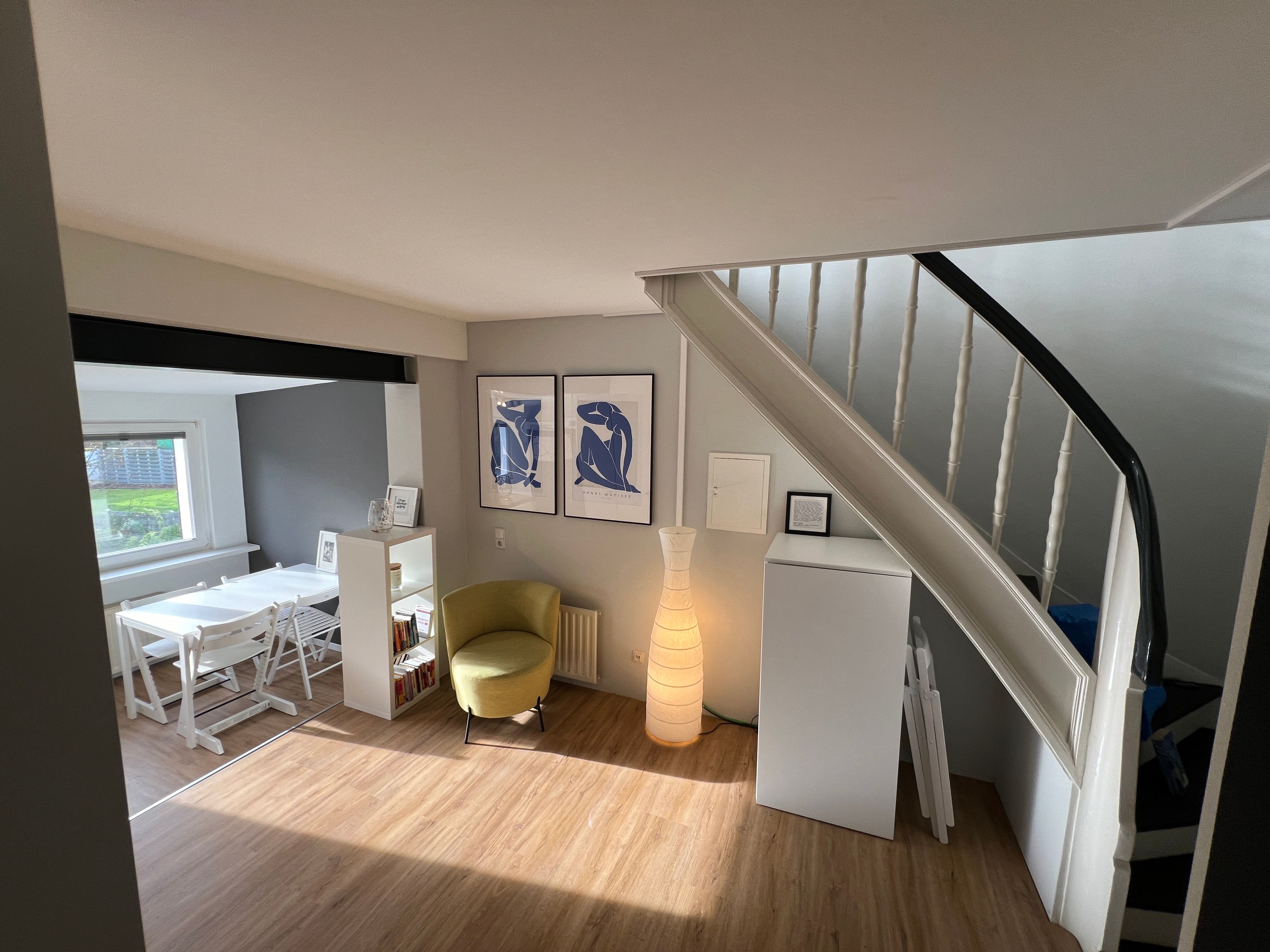 Beautiful House With Sunny Roof Terrace On The Outskirts Of Cologne. Excellent Connections To Cologn  -  Beautiful house with sunny roof terrace on the outskirts of Cologne. Excellent connections to Cologne city centre & trade fair.  - Gallery -  59
