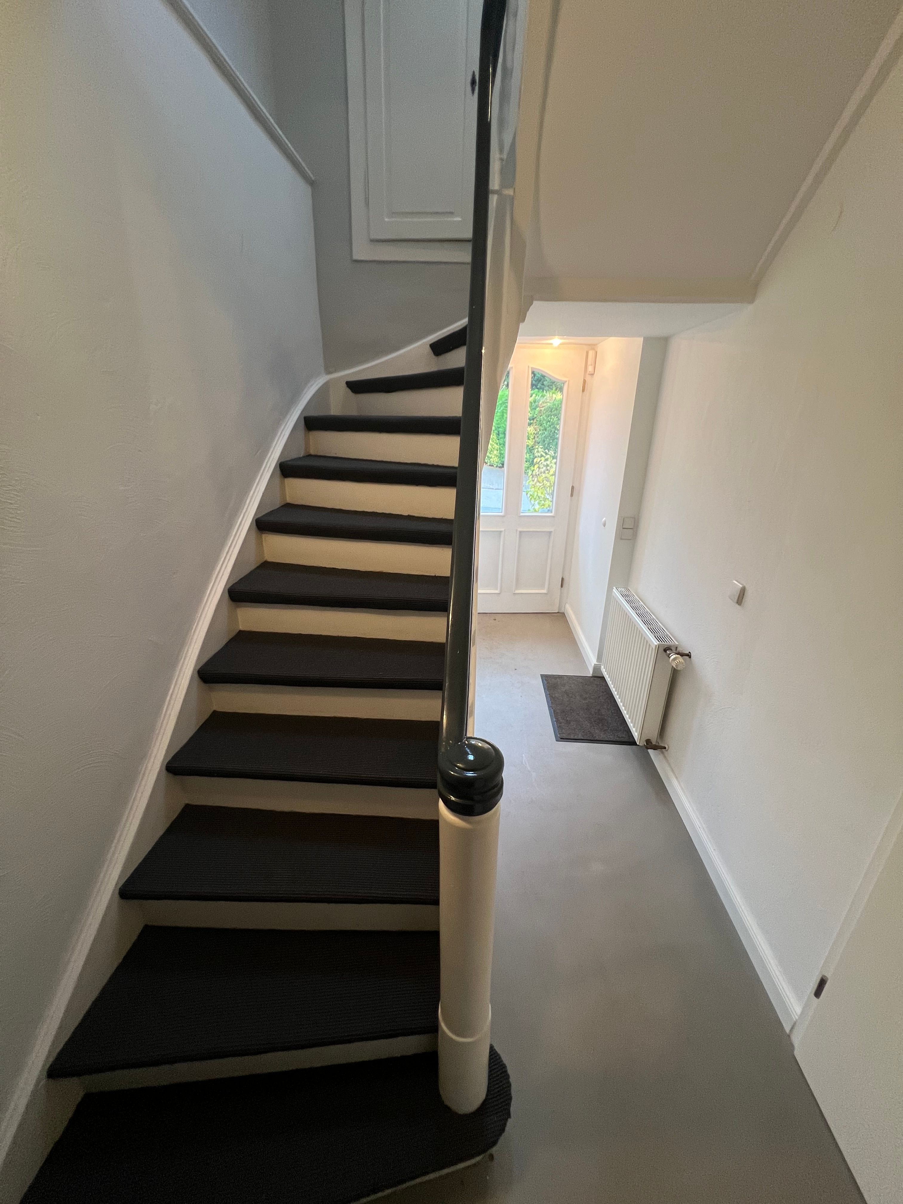  Beautiful House With Sunny Roof Terrace On The Outskirts Of Cologne. Excellent Connections To Cologn  -  Beautiful house with sunny roof terrace on the outskirts of Cologne. Excellent connections to Cologne city centre & trade fair.  - Gallery -  10