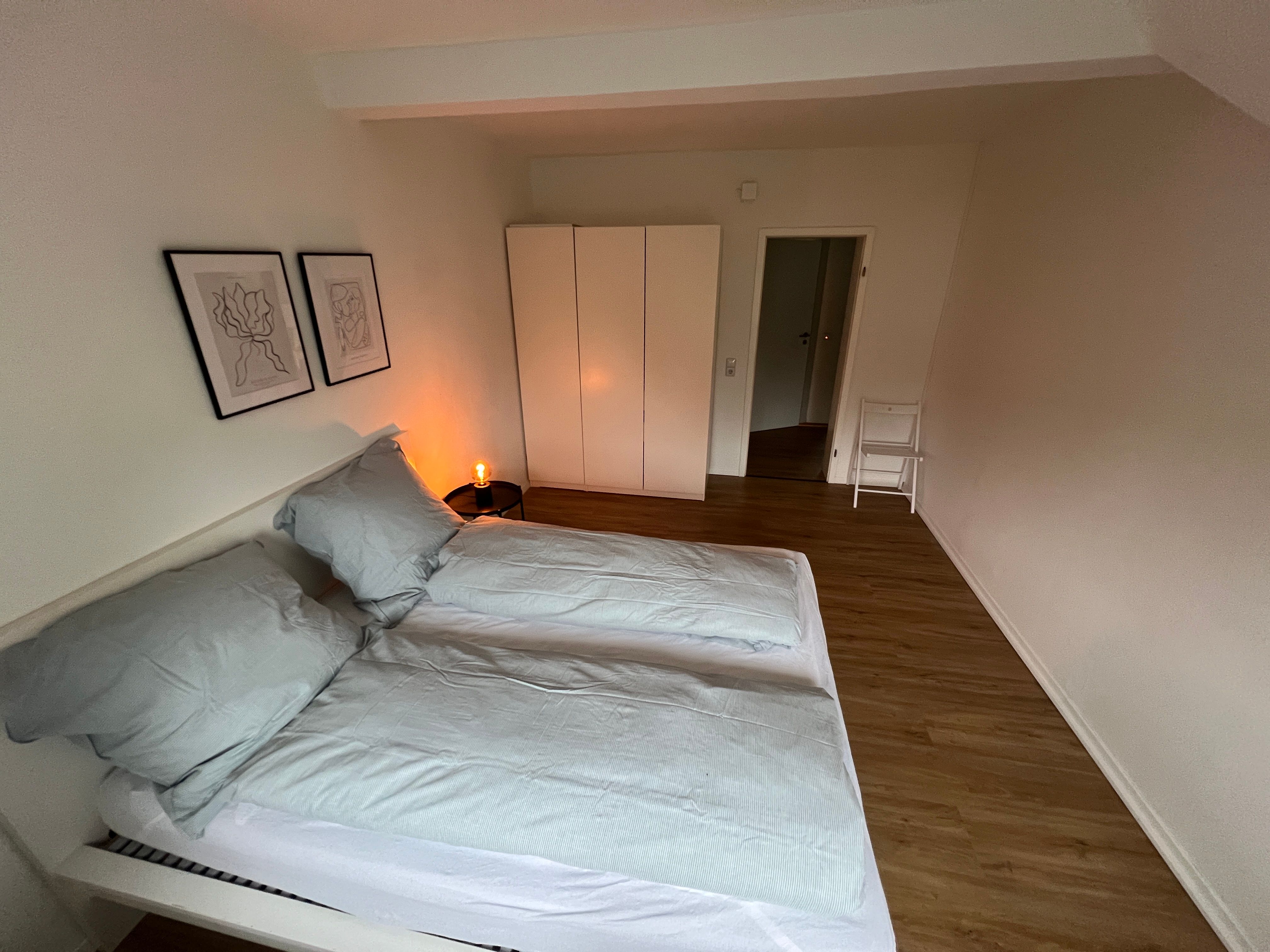  Beautiful House With Sunny Roof Terrace On The Outskirts Of Cologne. Excellent Connections To Cologn  -  Beautiful house with sunny roof terrace on the outskirts of Cologne. Excellent connections to Cologne city centre & trade fair.  - Gallery -  21