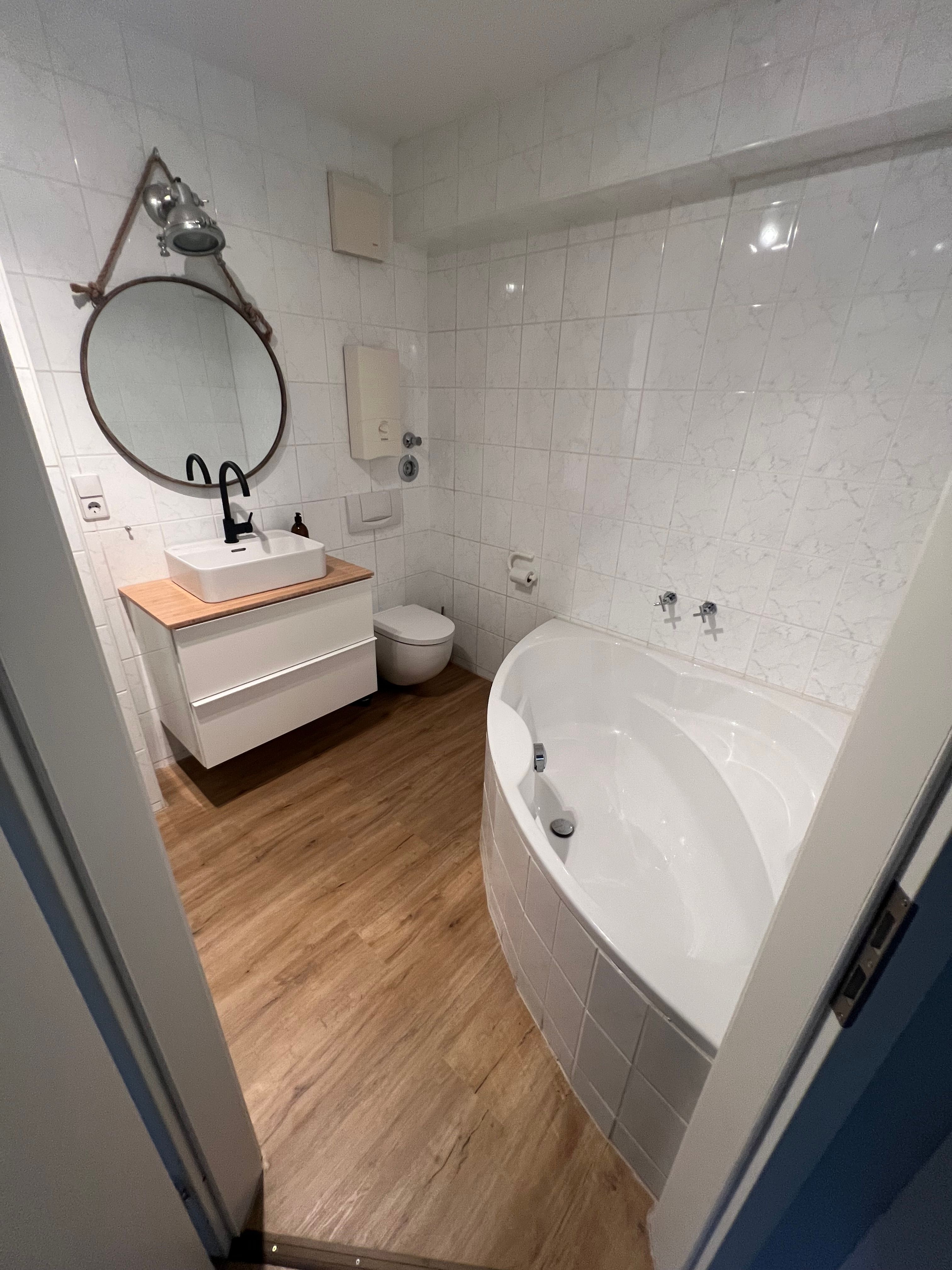  Beautiful House With Sunny Roof Terrace On The Outskirts Of Cologne. Excellent Connections To Cologn  -  Beautiful house with sunny roof terrace on the outskirts of Cologne. Excellent connections to Cologne city centre & trade fair.  - Gallery -  13