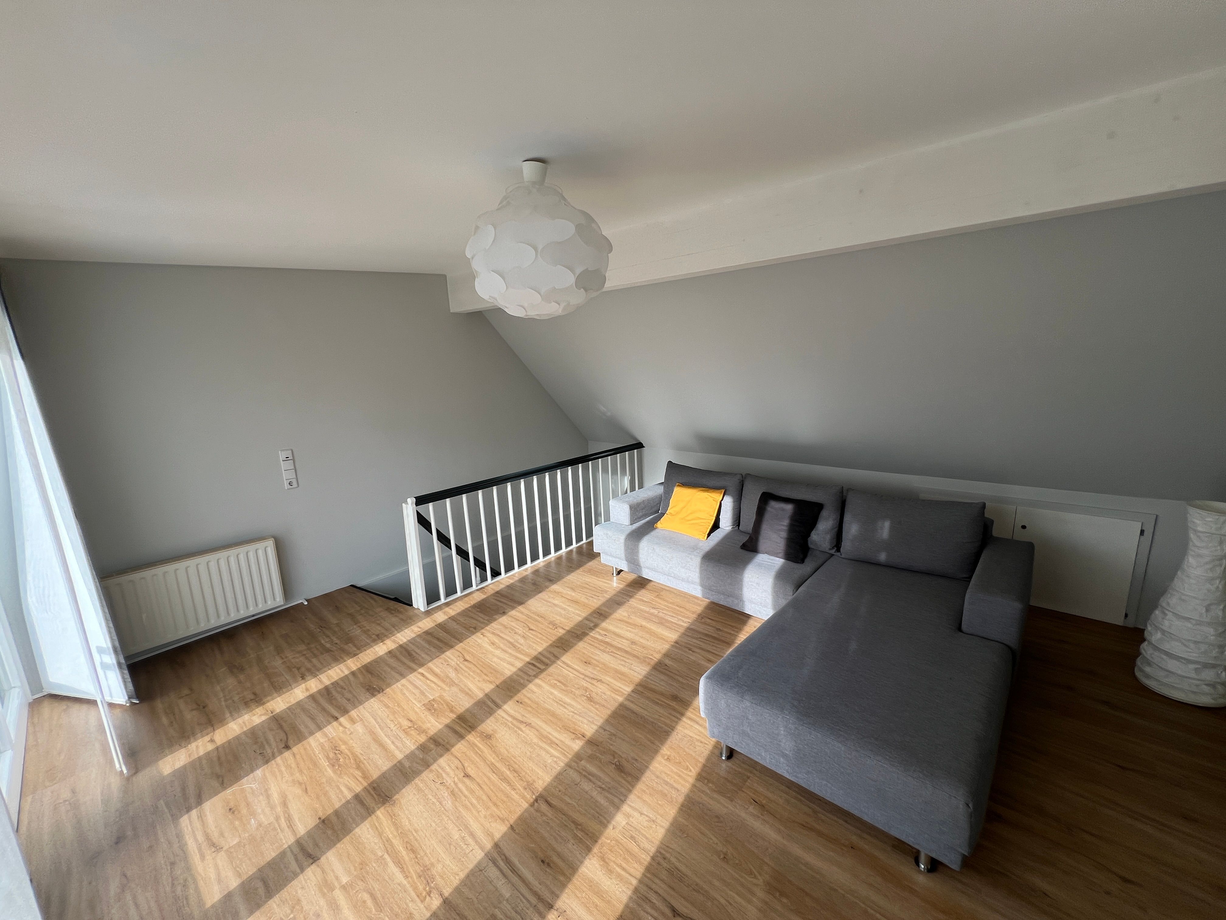  Beautiful House With Sunny Roof Terrace On The Outskirts Of Cologne. Excellent Connections To Cologn  -  Beautiful house with sunny roof terrace on the outskirts of Cologne. Excellent connections to Cologne city centre & trade fair.  - Gallery -  44