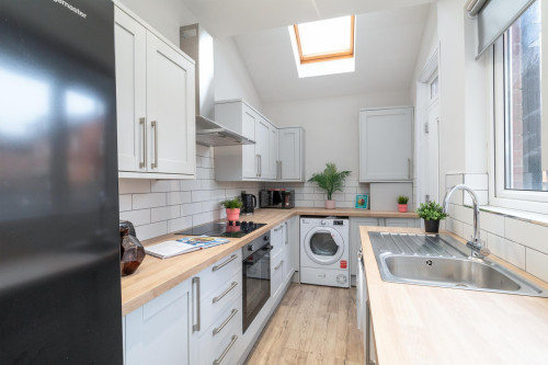 25-blenheim-square-leeds-30909730620251004023502AM