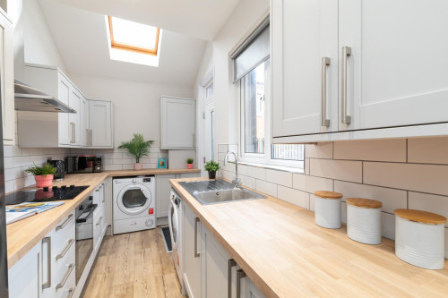 25-blenheim-square-leeds-42167532920251004023502AM