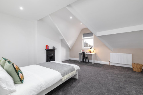 25-blenheim-square-leeds-73998174220251004023505AM