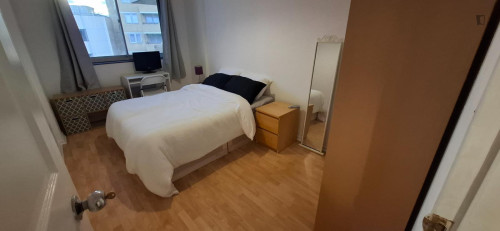 Alluring Double Bedroom close to Chancery Lane Metro, with private balcony - Gallery - 8