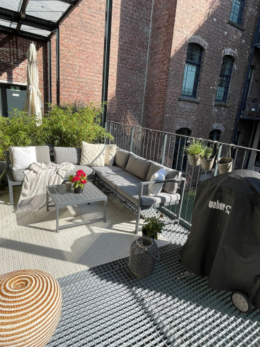 Furnished Design Loft Apartment right by the Barmer Anlagen (01.01.–15.06.26)