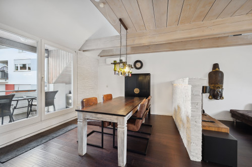 Family 3.5 room maisonette "Jacobsen" I City center I Mercedes I Netflix I AirCon I Home office I Pet friendly