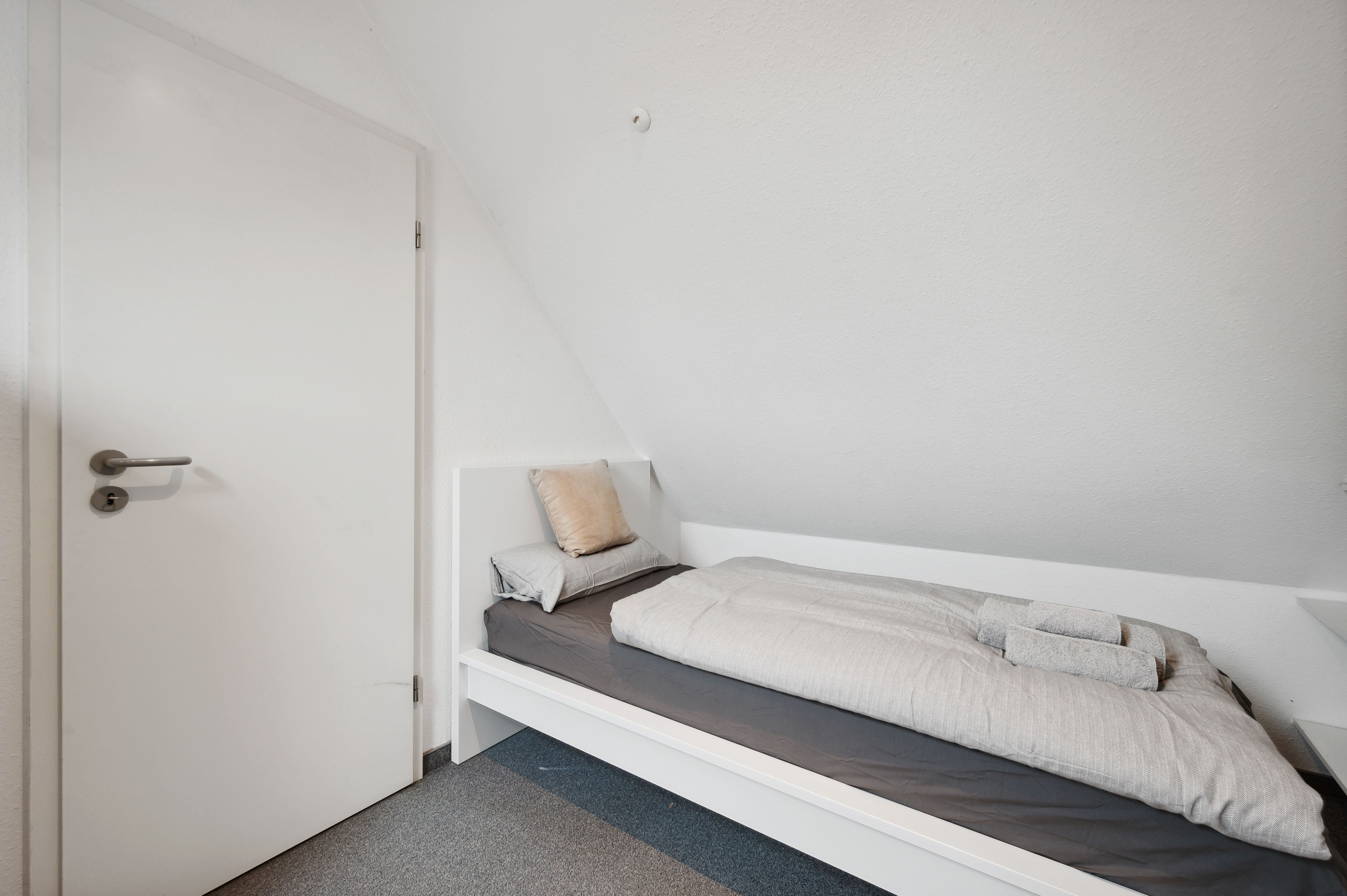 Family 3.5 Room Maisonette "Jacobsen" I City Center I Mercedes I Netflix I AirCon I Home Office I Pe - Family 3.5 room maisonette "Jacobsen" I City center I Mercedes I Netflix I AirCon I Home office I Pet friendly - Gallery - 13