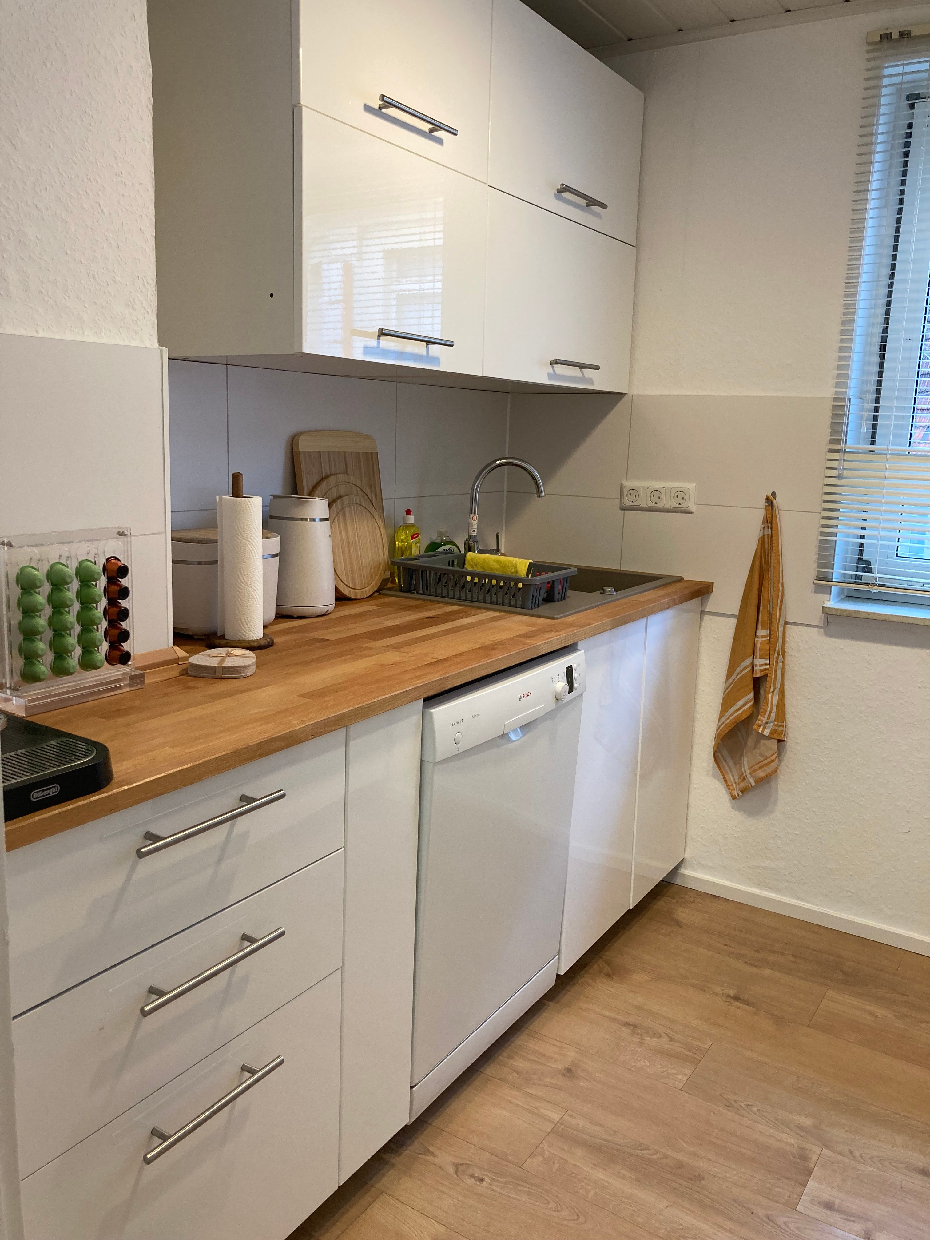 Top Furnished 3-Room Flat, 60m2, Troisdorf Centre, 5 Min Walk To The Train Station  -  Top furnished 3-room flat, 60m2, Troisdorf centre, 5 min walk to the train station  - Gallery -  12