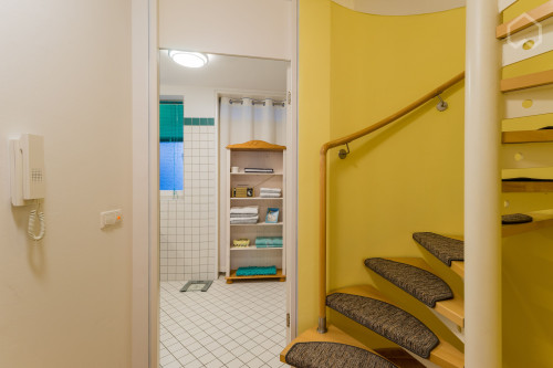 Sunny, airy and quiet duplex with balcony in the heart of Köpenick