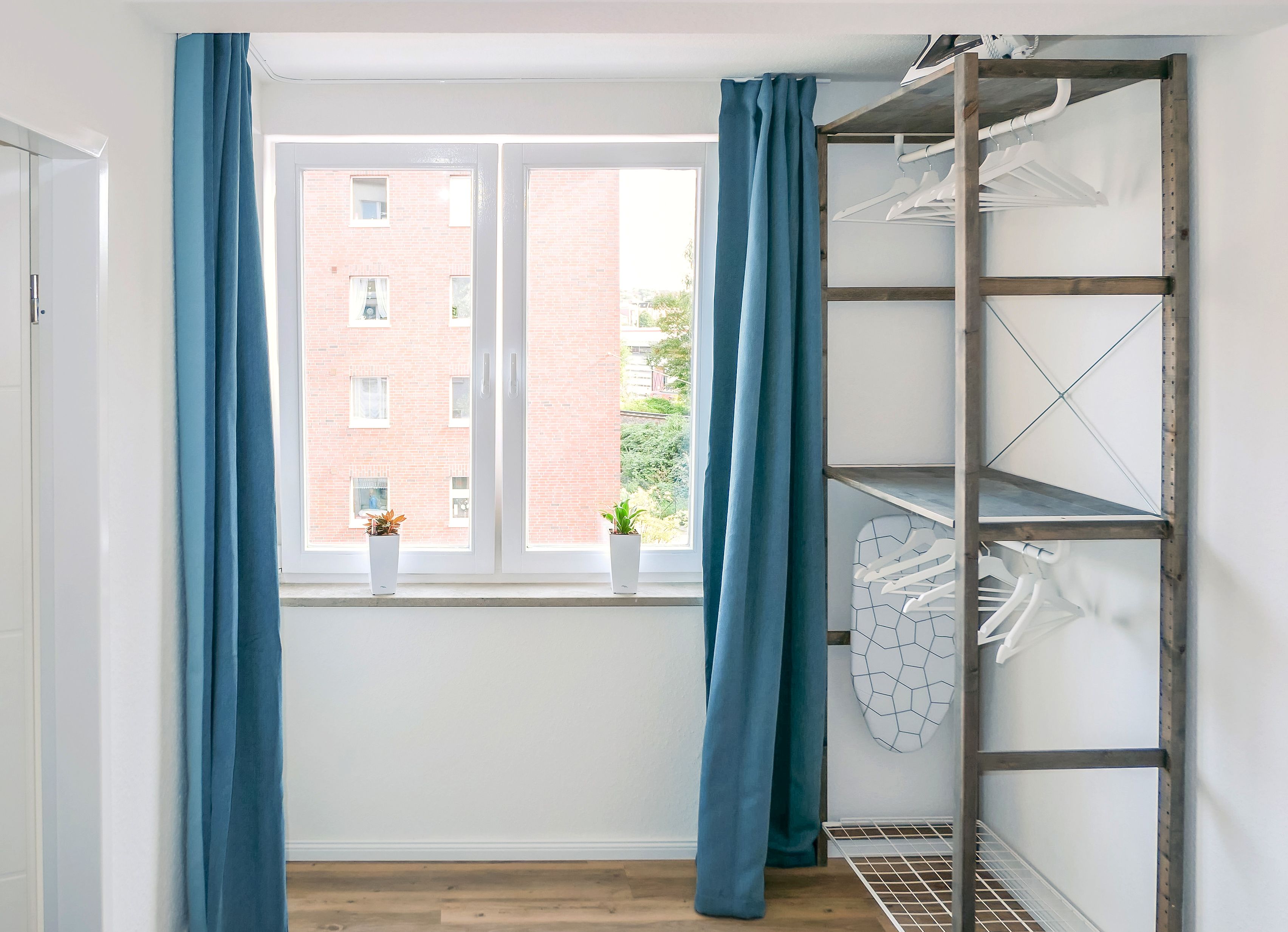 Feel-Good Apartment With Balcony - 10