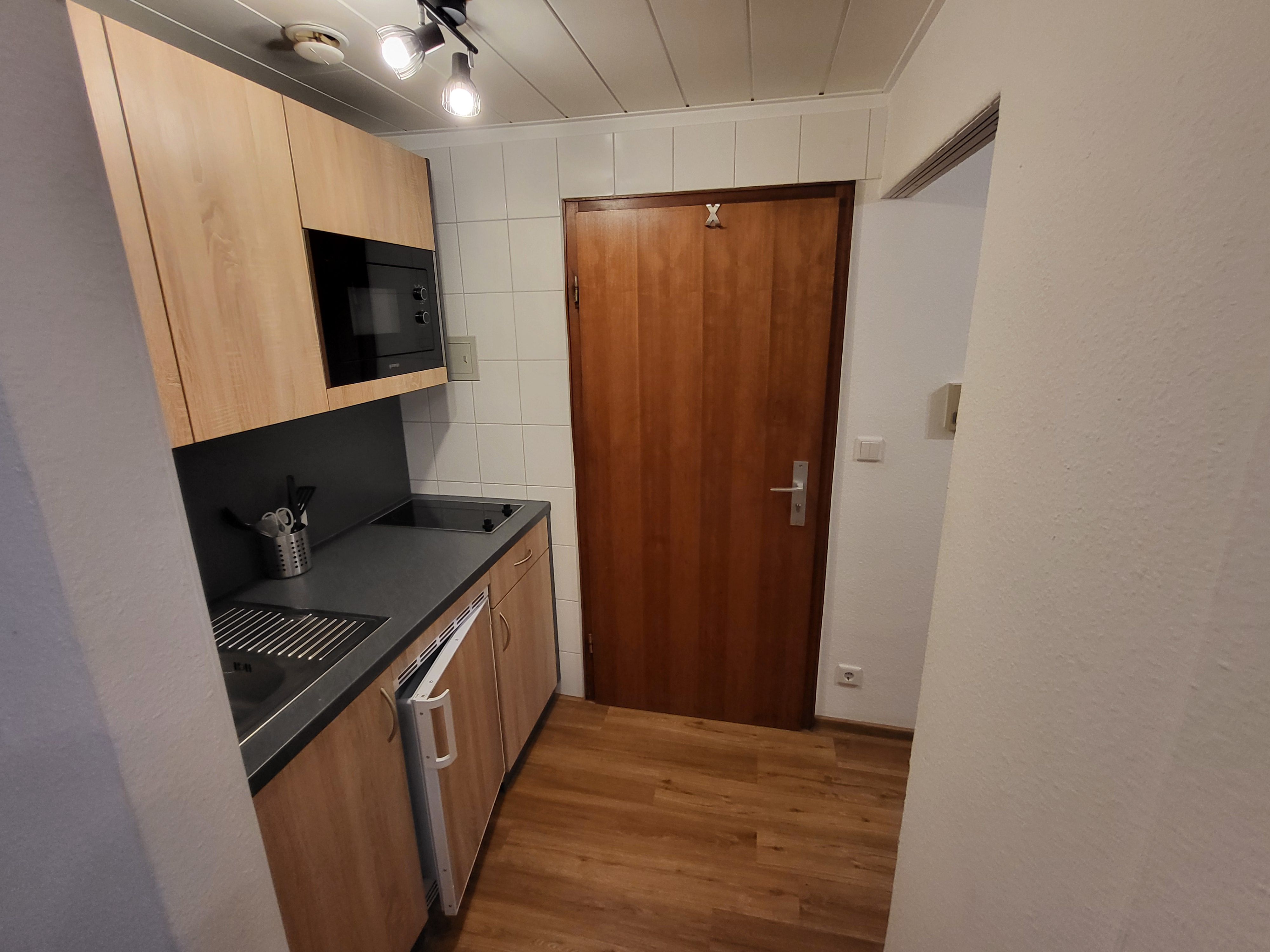  Living On The Rhine Promenade, Stylishly Furnished At An All-Inclusive Price  -  Living on the Rhine promenade, stylishly furnished at an all-inclusive price  - Gallery -  15