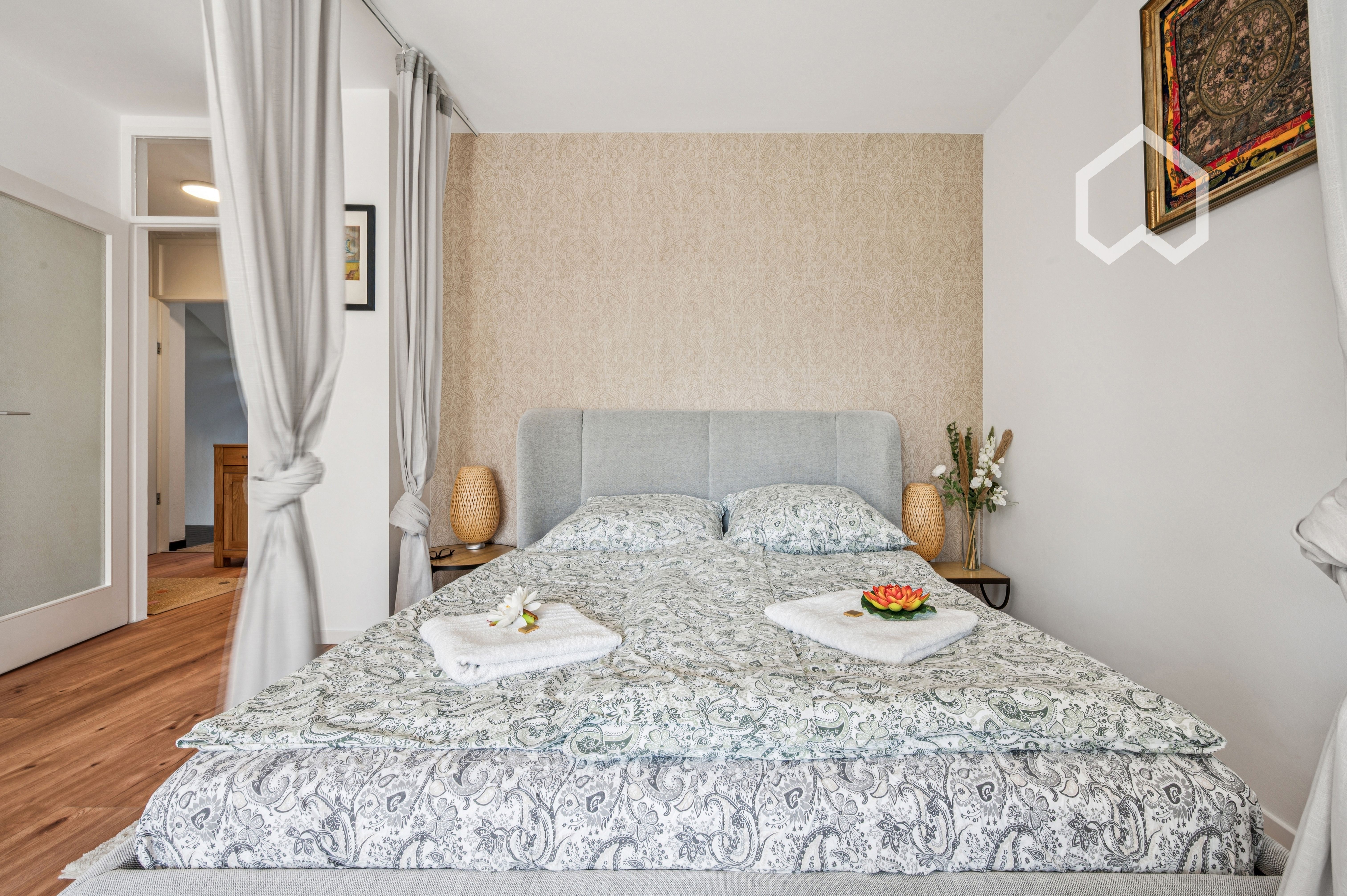 Awesome, Neat Loft Located In Krefeld - 1