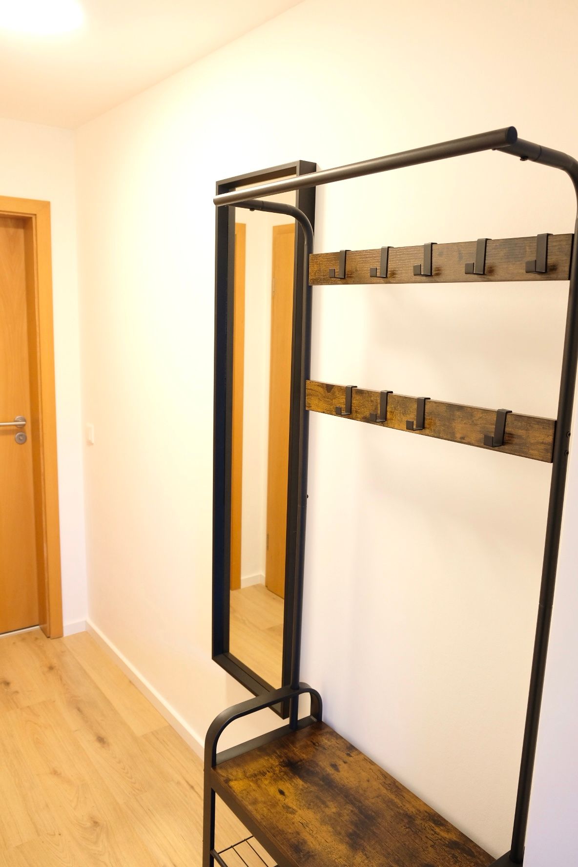  All In! Furnished 2 Room Apartment (ready To Move In Only With A Suitcase) In A Central Location In   -  All in! Furnished 2 room apartment (ready to move in only with a suitcase) in a central location in Frechen  - Gallery -  6