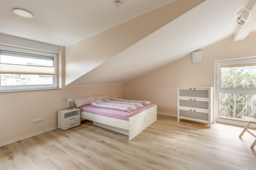 Bright, modern apartment with daylight bathroom and balcony in Aachen - Gallery - 13
