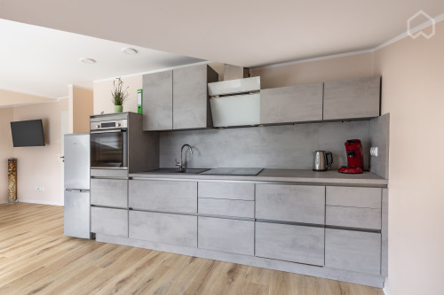 Bright, modern apartment with daylight bathroom and balcony in Aachen - Gallery - 7
