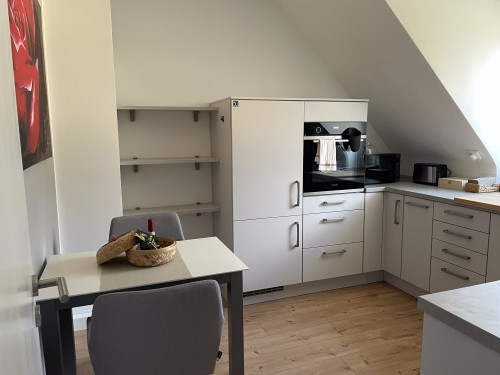 Bright 2BR Flat Near Cologne | Registration | Long-Term Ready - Gallery - 15