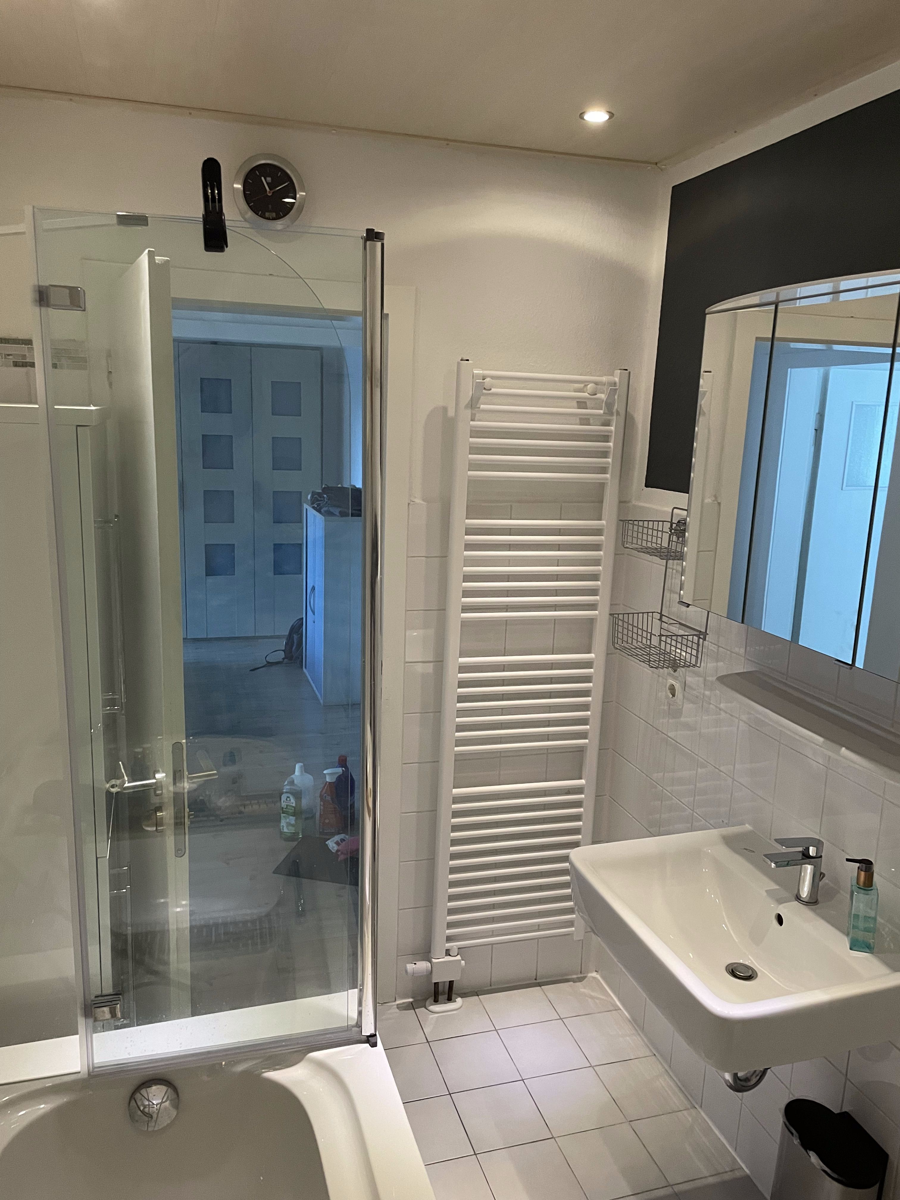 Bright 2BR Flat Near Cologne | Registration | Long-Term Ready - 6