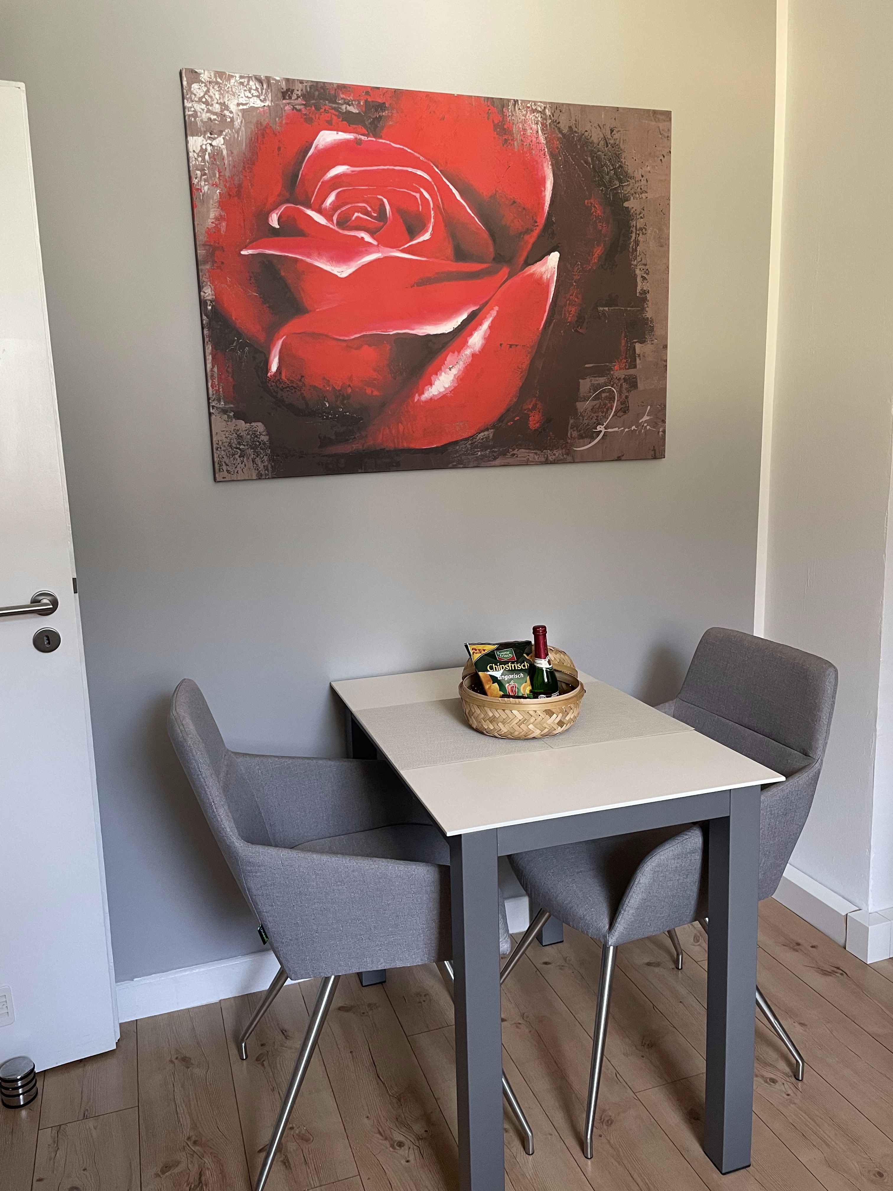 Bright 2BR Flat Near Cologne | Registration | Long-Term Ready - 12
