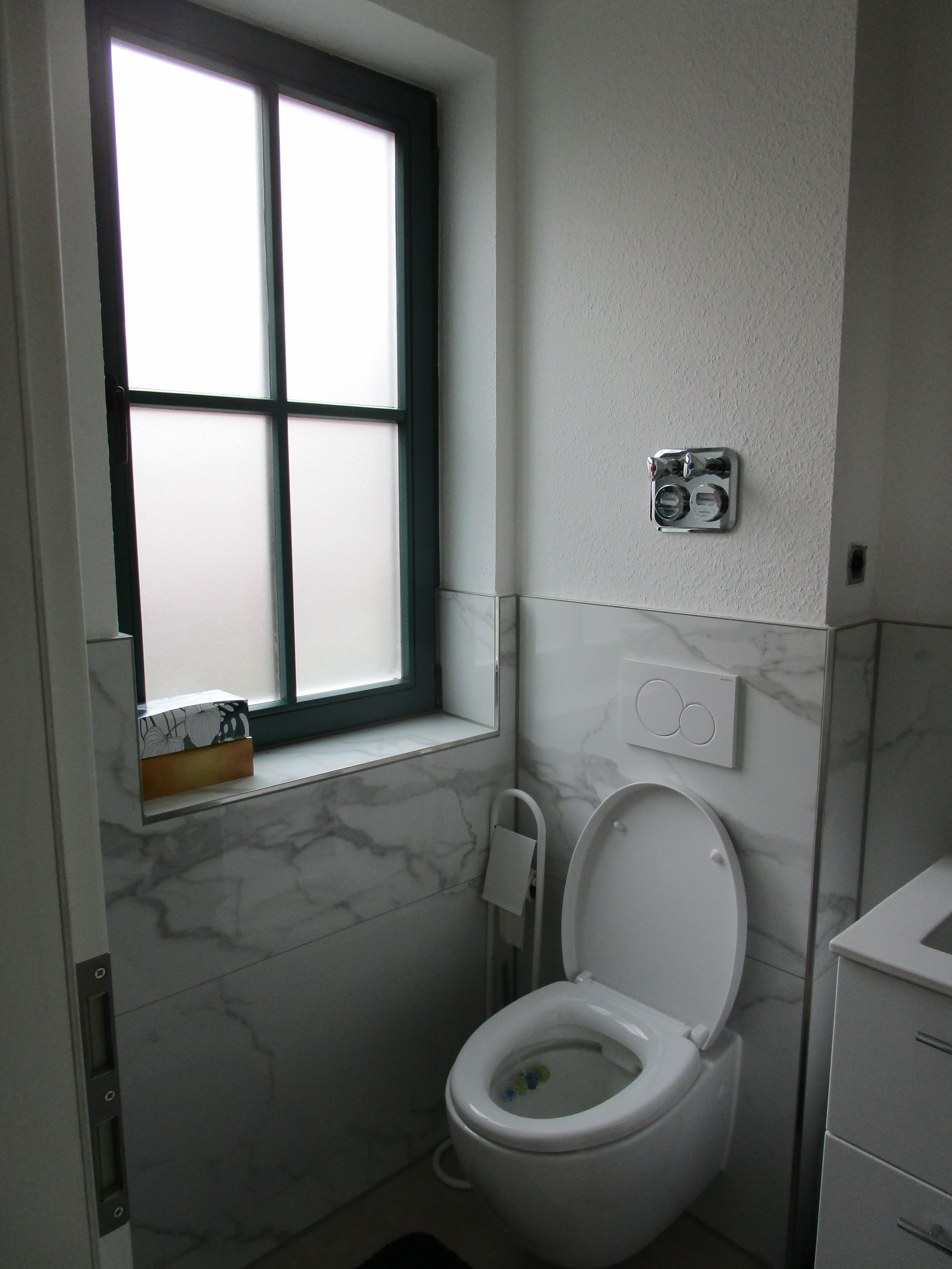 Neat & Perfect Apartment In Hannover - 3