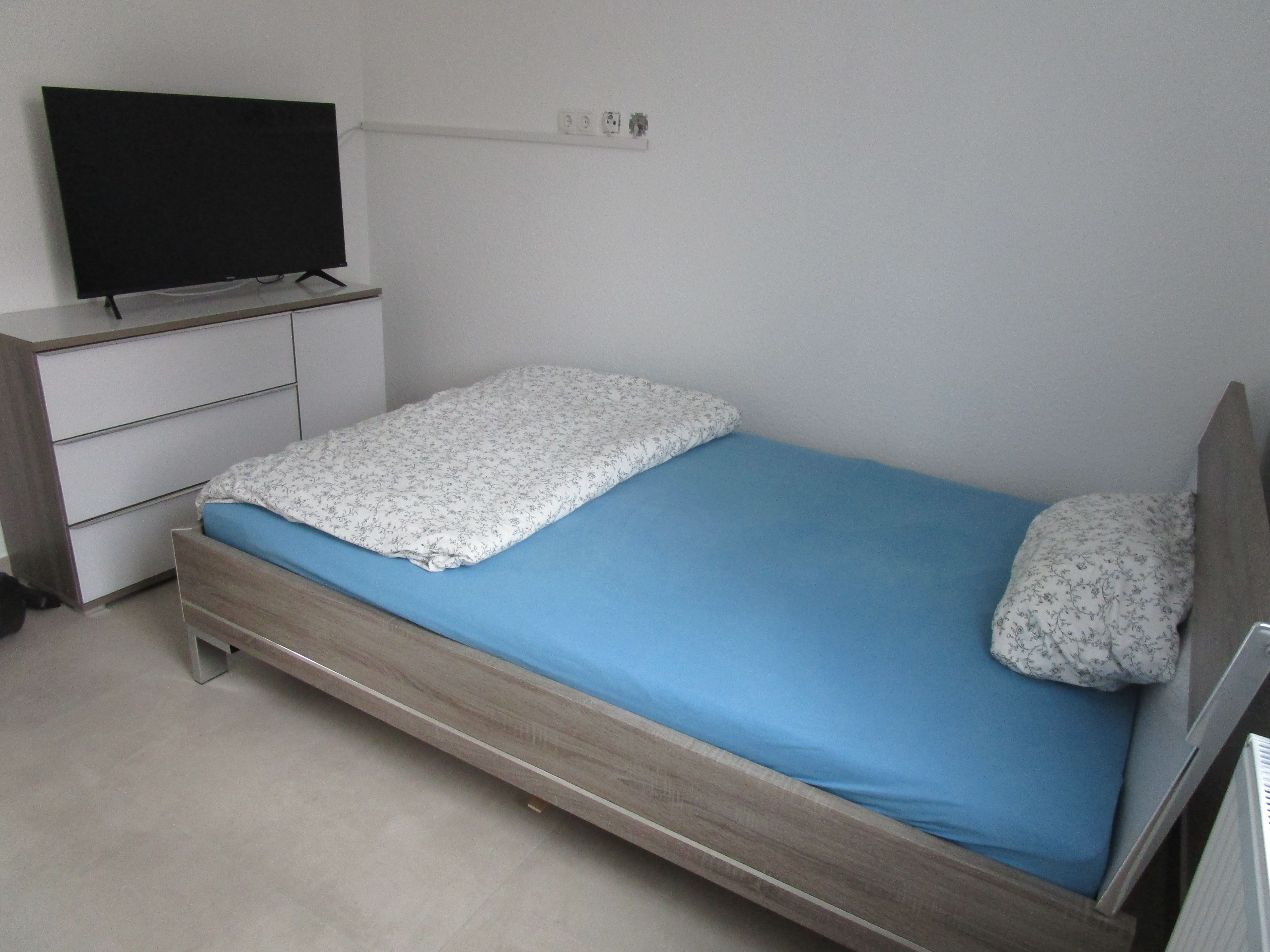 Neat & Perfect Apartment In Hannover - 13