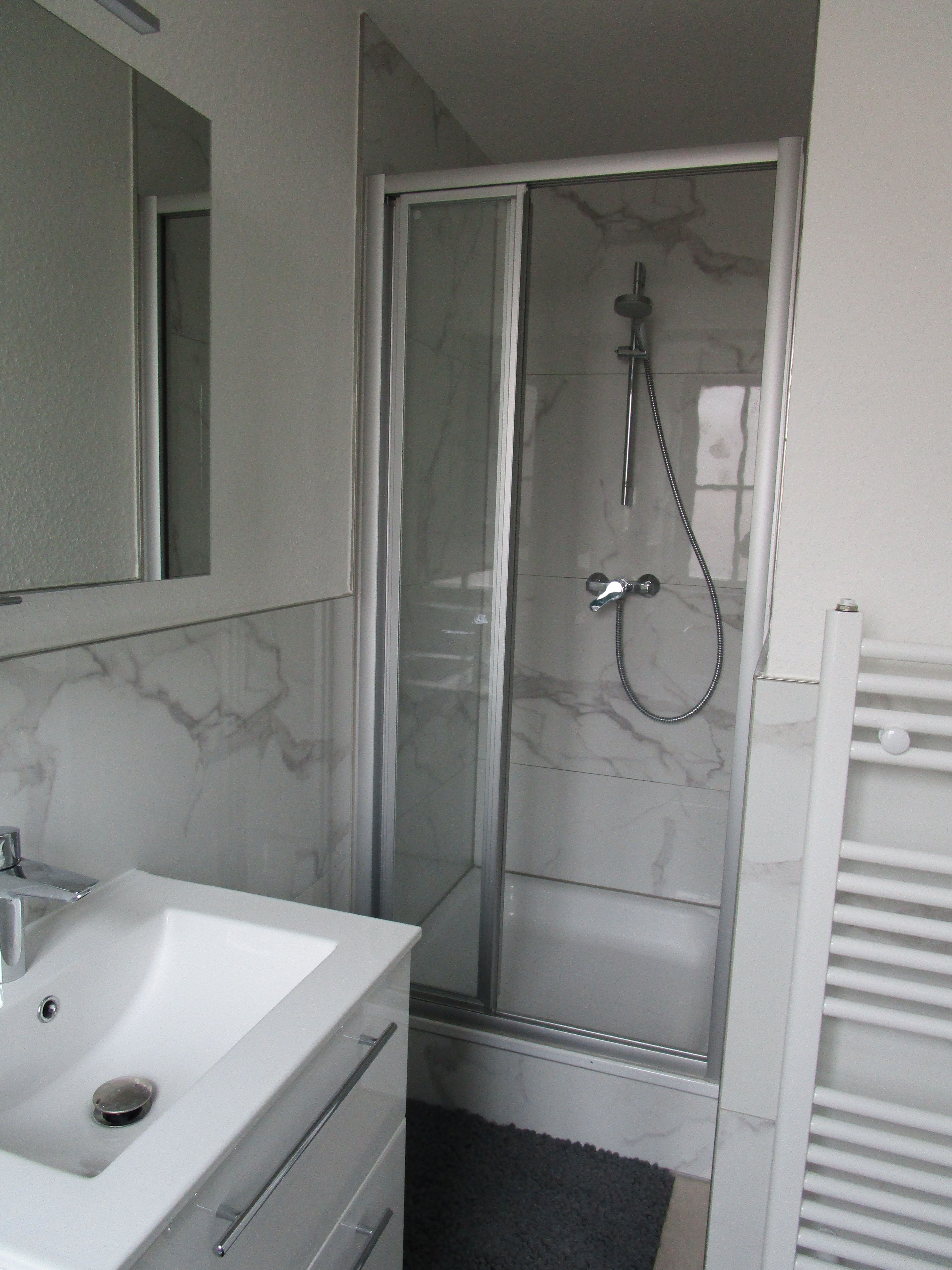 Neat & Perfect Apartment In Hannover - 2