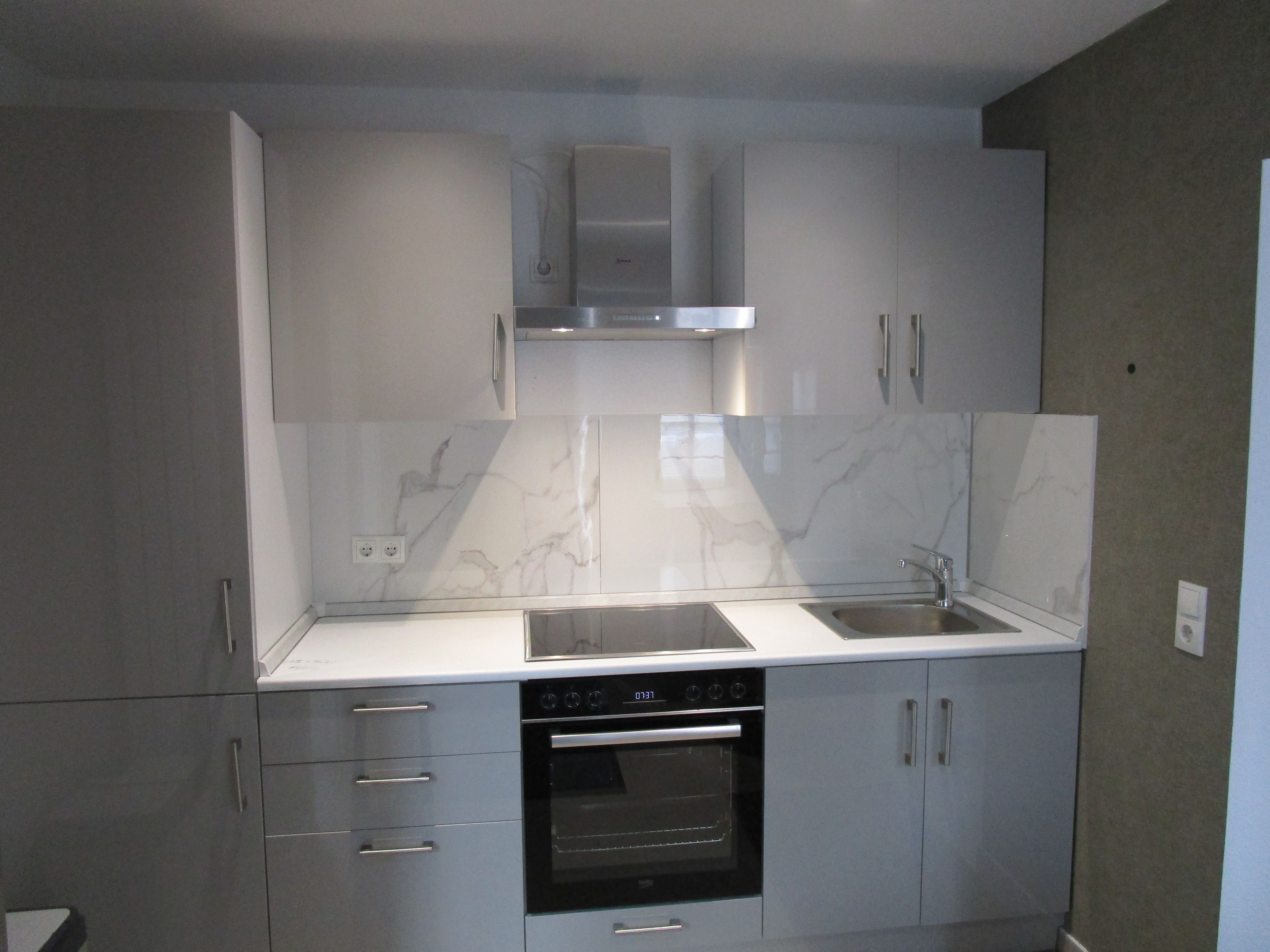 Neat & Perfect Apartment In Hannover - 4
