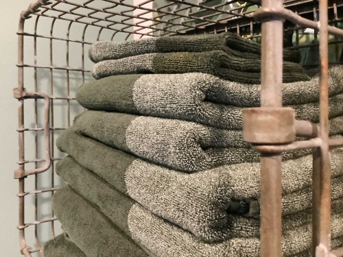 Oberhausen, apartment with balcony, ground floor, 1-2 persons, all-inclusive