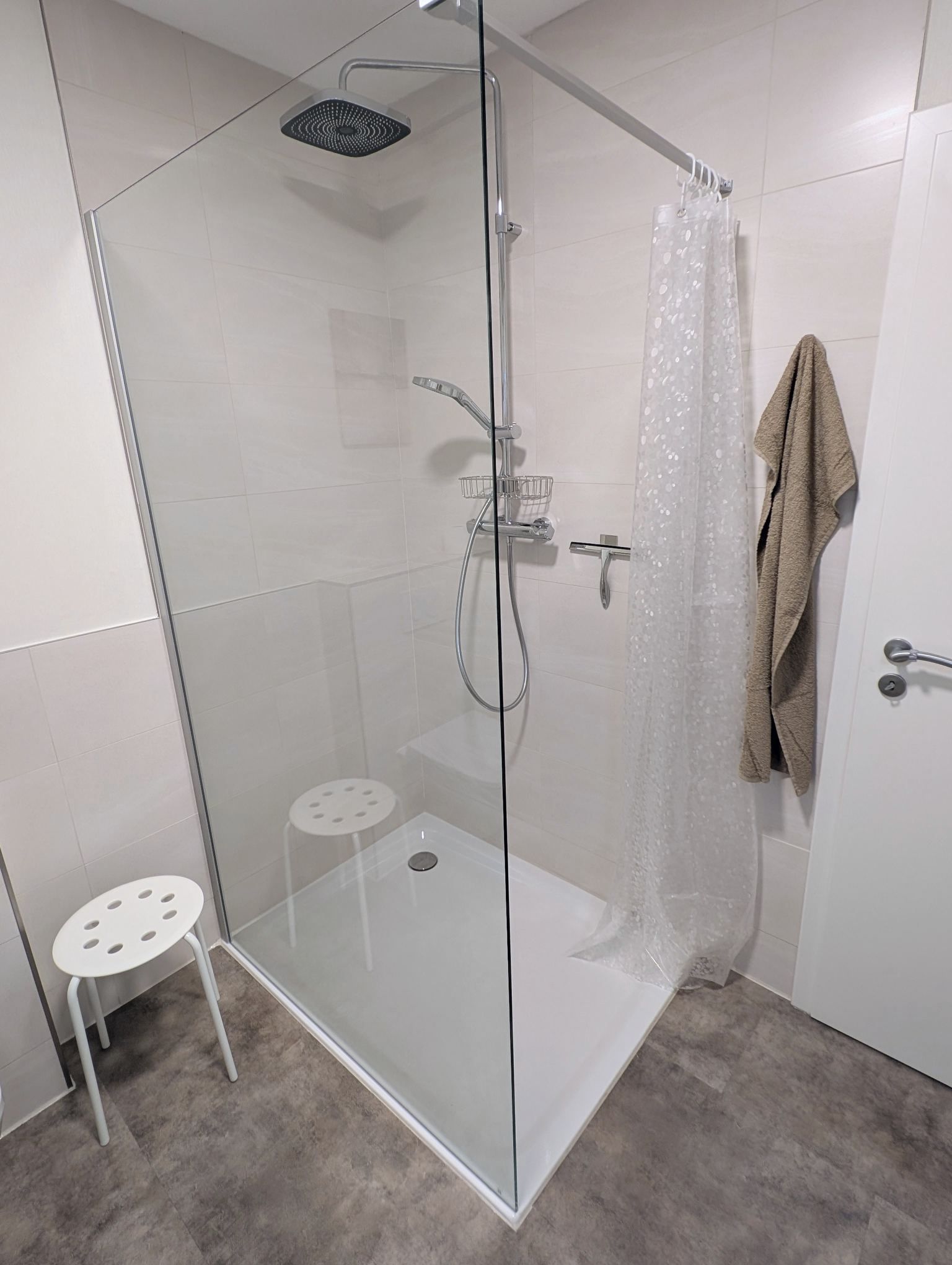 Modern Completely Renovated Apartment, Quiet With Best Connection To Cologne And Bonn - 10