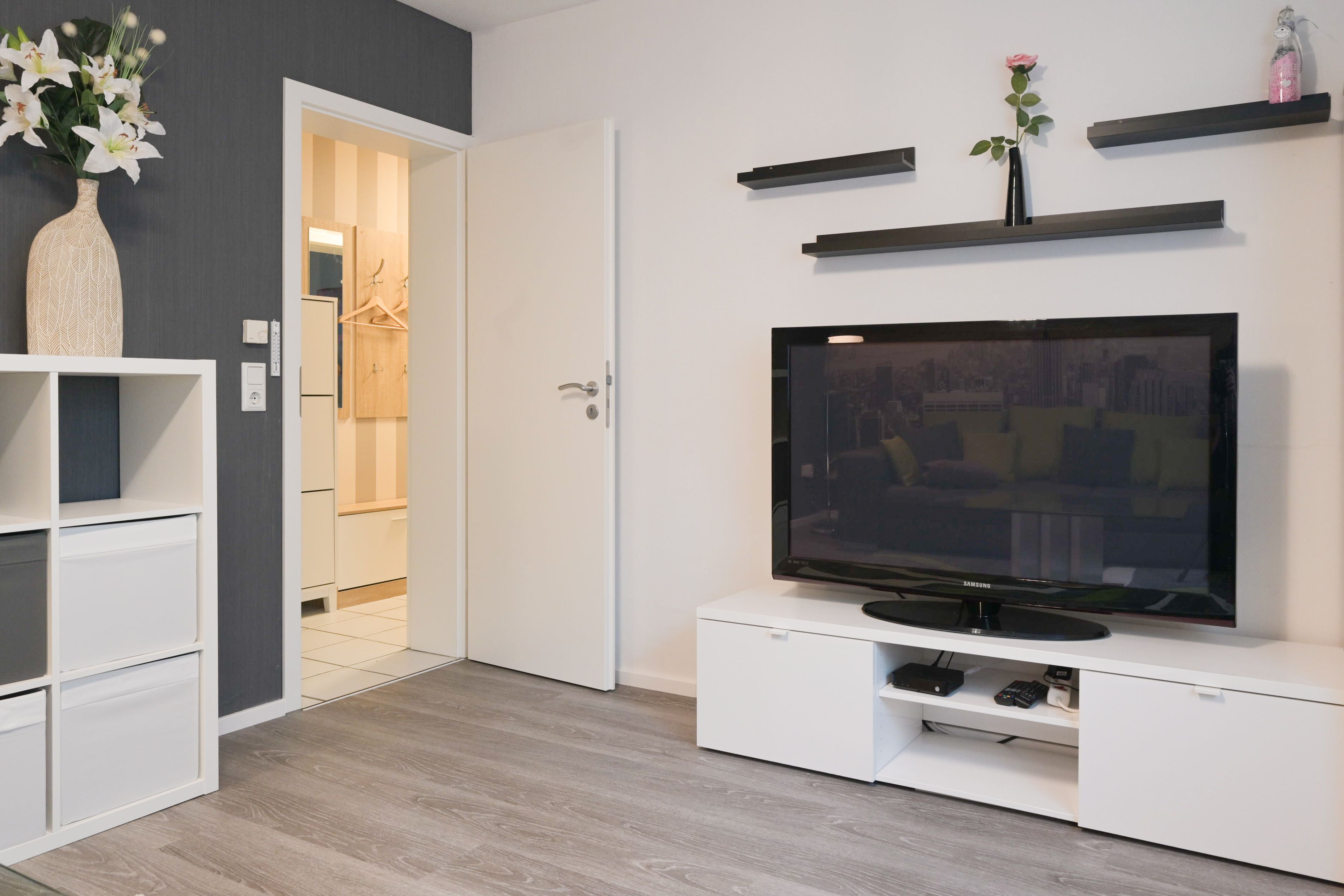  Modern Apartment, Quiet With Best Connection To Cologne And Bonn  -  Modern apartment, quiet with best connection to Cologne and Bonn  - Gallery -  16