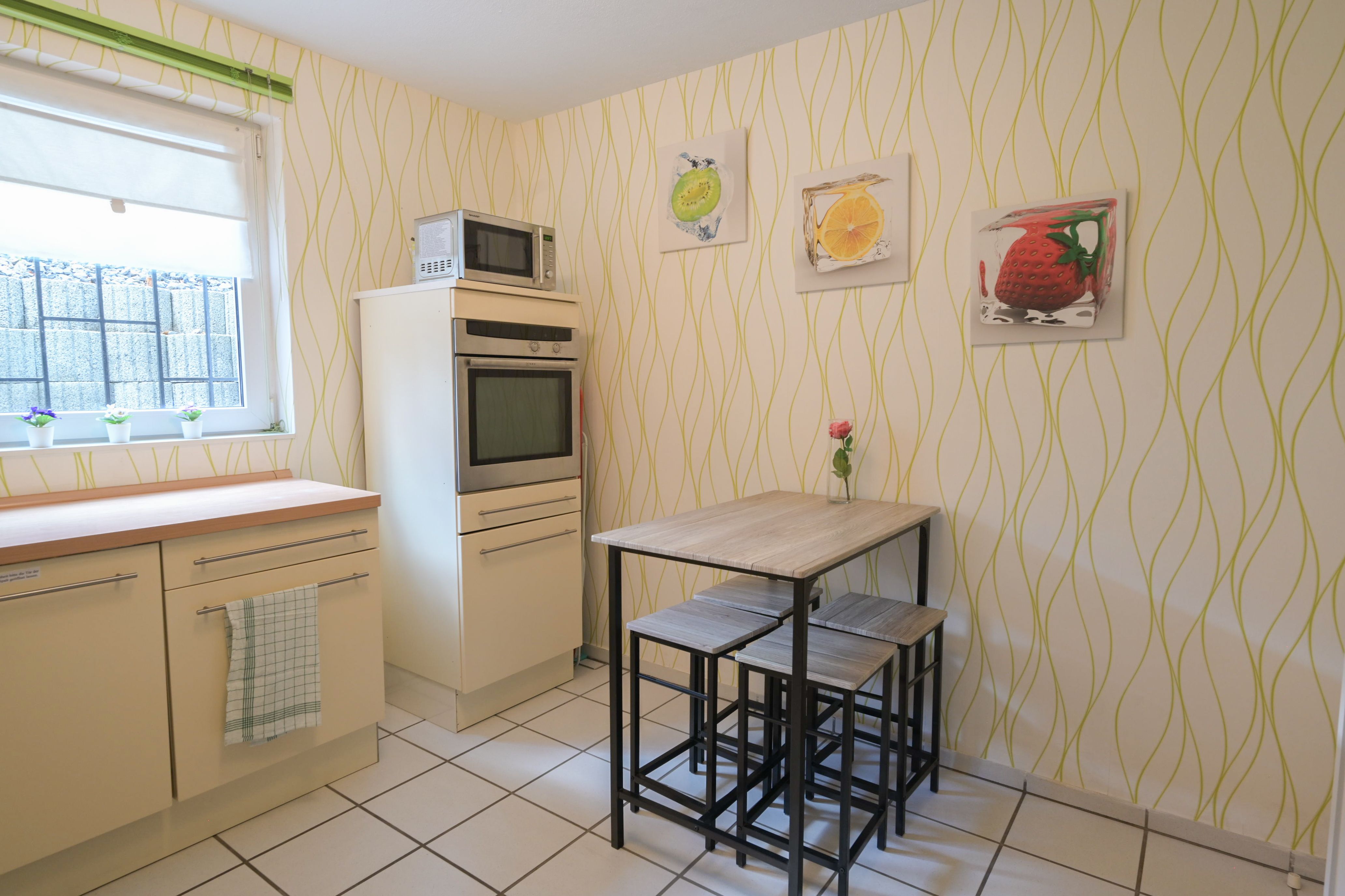  Modern Apartment, Quiet With Best Connection To Cologne And Bonn  -  Modern apartment, quiet with best connection to Cologne and Bonn  - Gallery -  5