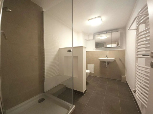 Moderne 2-Zimmer-Wohnung mit Terrasse, Garten und Tiefgaragenstellplatz in Hürth-Efferen - Gallery - 8
