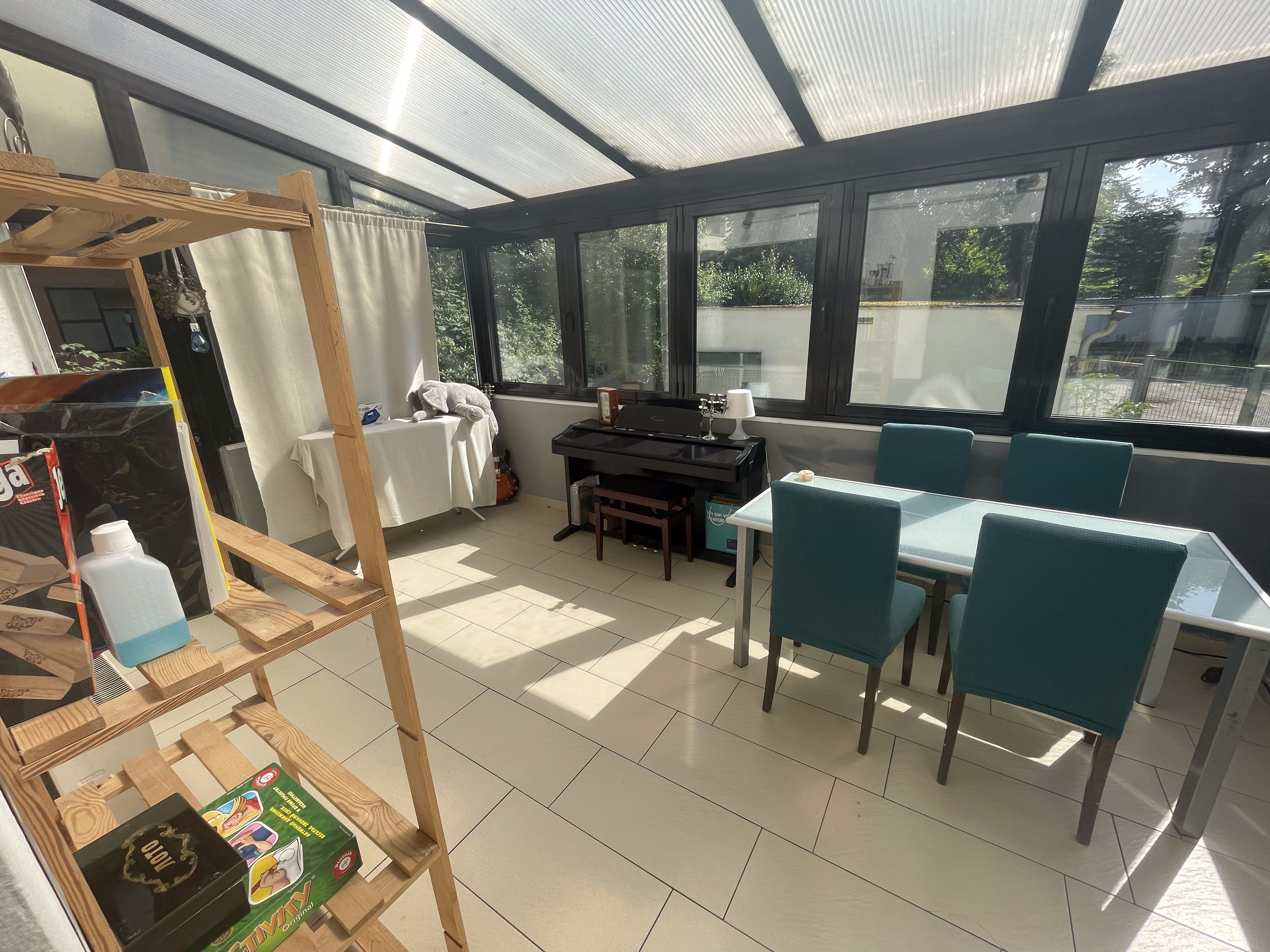 Great & Lovingly Furnished Apartment - 100sqm - In The Heart Of The City - 35