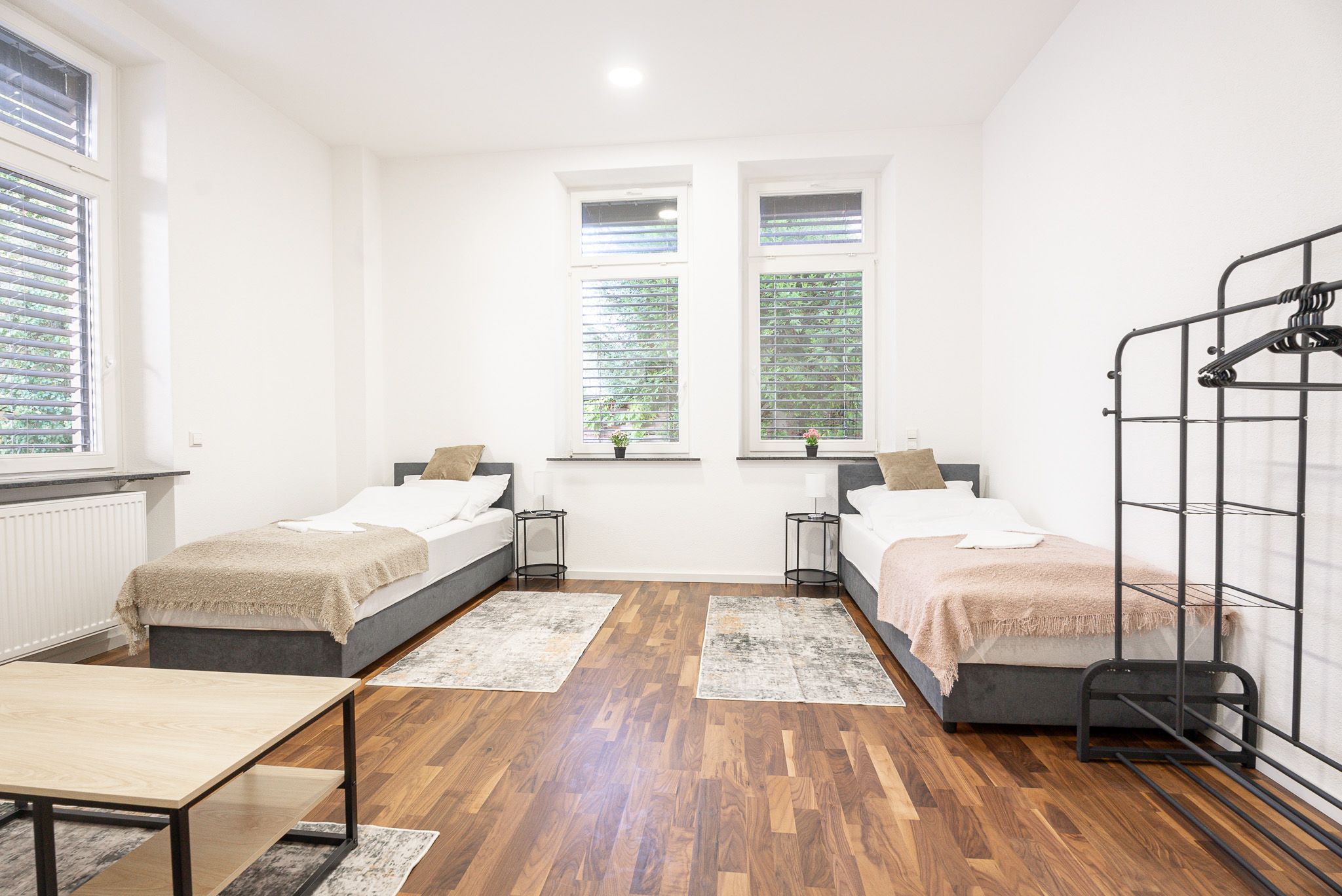 Furnished, Modern, And Compact Four-Room Apartment - 12