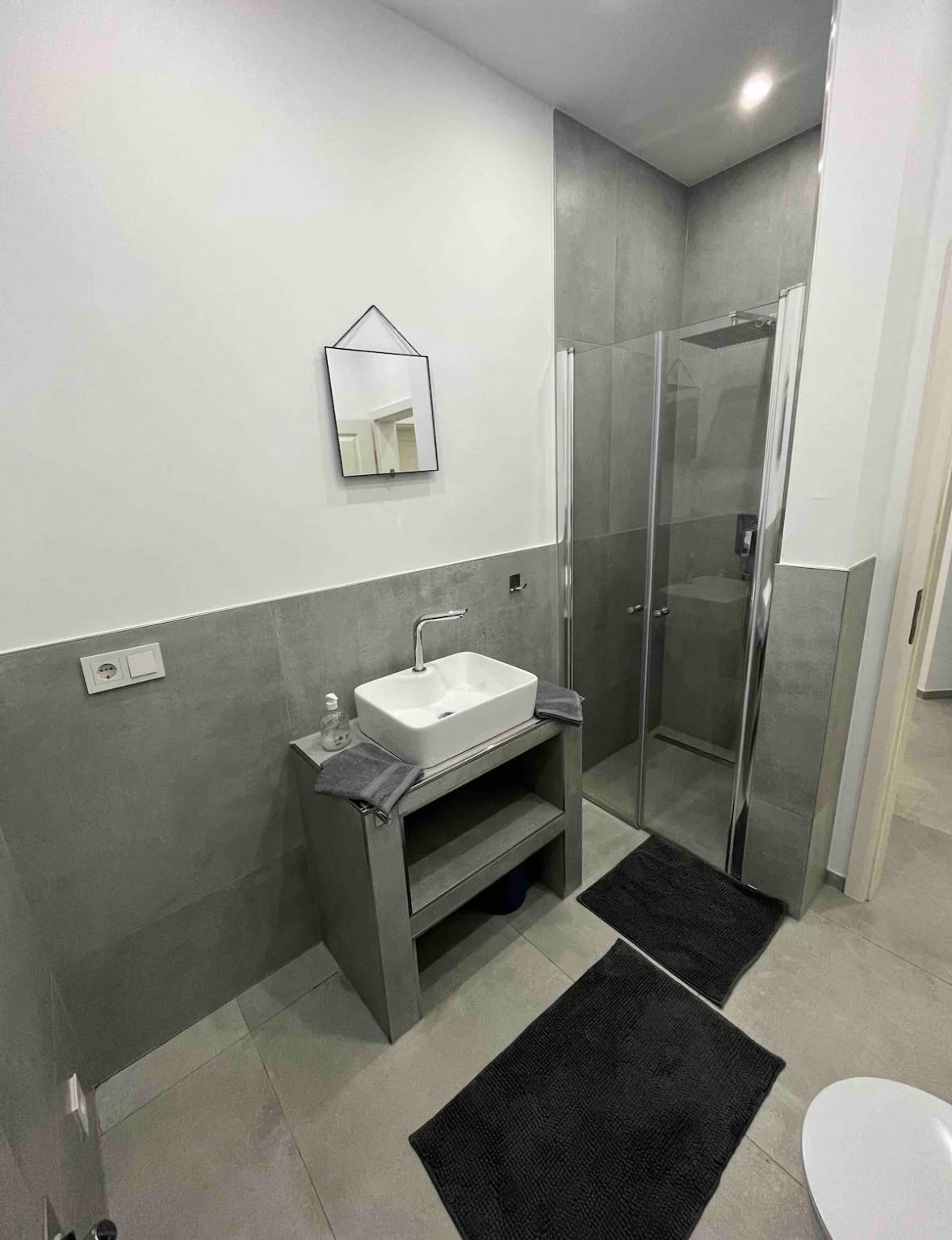  Very Modern House In The House, With Private Entrance In Pulheim  -  Very modern house in the house, with private entrance in Pulheim  - Gallery -  4