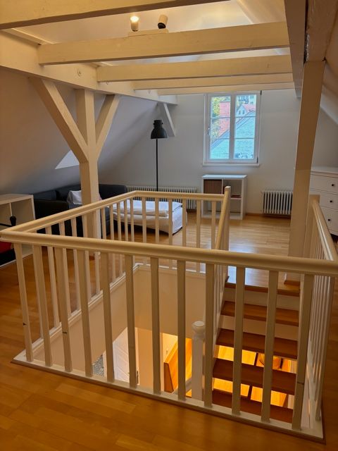 Modern Old Town Apartment With Gallery, Centrally Located Below The Castle - 6