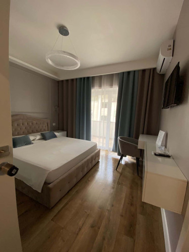 Room in Via Oderisi da Gubbio, Roma for 90 m² with 3 bedrooms