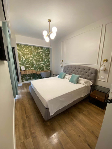 Room in Via Oderisi da Gubbio, Roma for 90 m² with 3 bedrooms