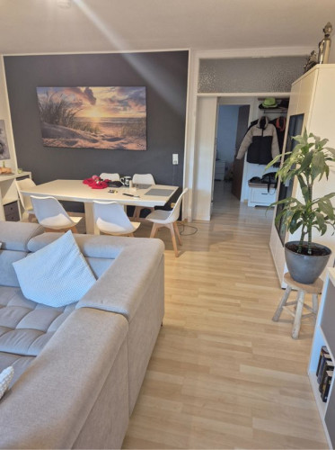 Quiet, Fully Furnished Serviced Apartment with Garden View in Central Location near Cologne (Hürth-Efferen)