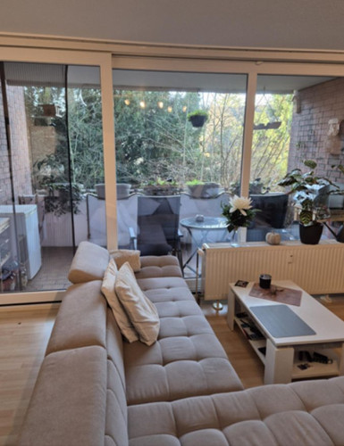 Quiet, Fully Furnished Serviced Apartment with Garden View in Central Location near Cologne (Hürth-Efferen)