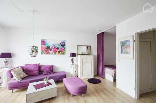 Centrally located flat in Düsseldorf - close to Lorettostraße