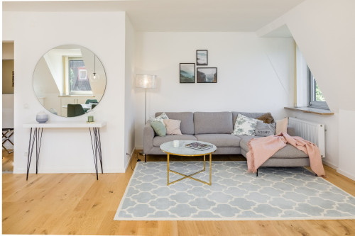 Bright modern flat located in Nymphenburg, München