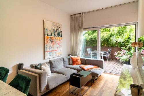Luxury Townhouse with Terrace & Balcony – Two Floors of Comfort - All-Inclusive - Private Parking