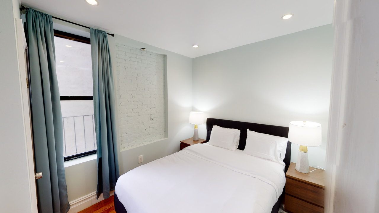 #494: East Village - 1 Bedroom (Queen) - #494: East Village - Gallery - 7