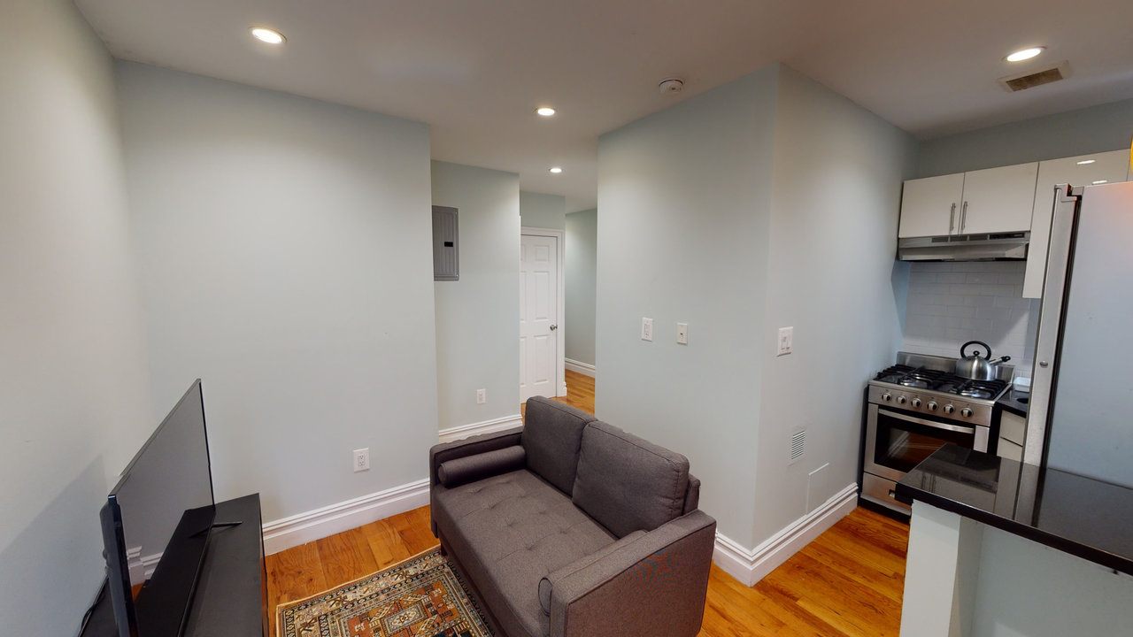 #494: East Village - 1 Bedroom (Queen) - #494: East Village - Gallery - 11