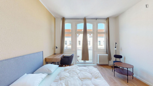 Inviting double bedroom in Neukölln