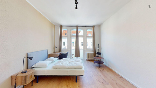 Inviting double bedroom in Neukölln