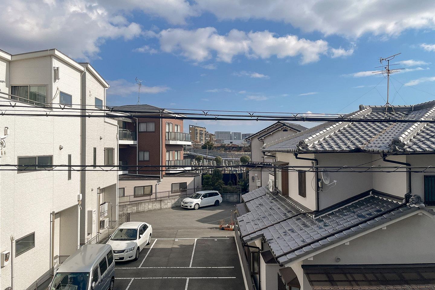 Moderate - Modern Coliving Residence in Tranquil Minowa Near Osaka Airport - Gallery - 9